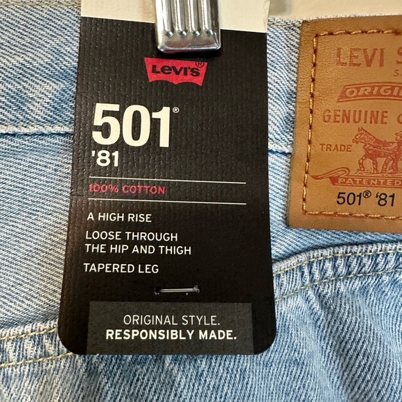 Levi’s‎ 501 ‘81 A High Rise NWT Button Fly Premium Jeans Tapered Leg Size 24W - Picture 2 of 6